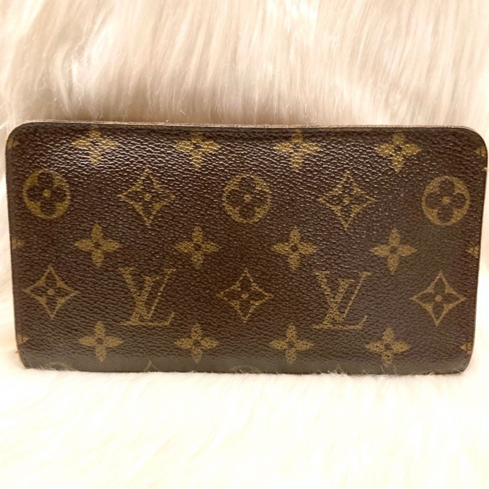Authentic vintage Louis Vuitton Zipper Wallet CA 1928